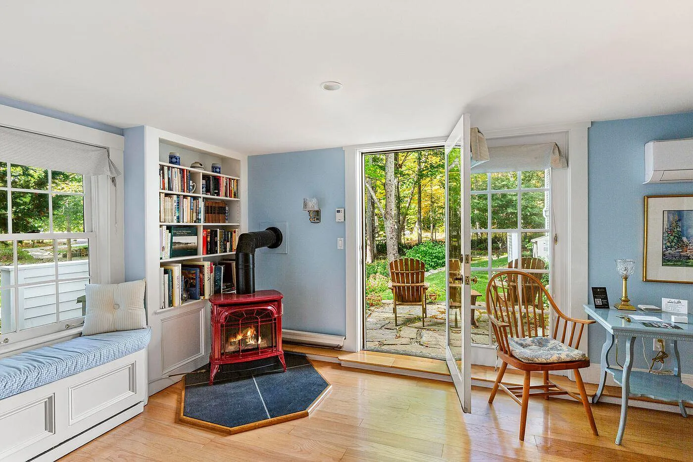 22 High Street, Camden, ME 04843-34