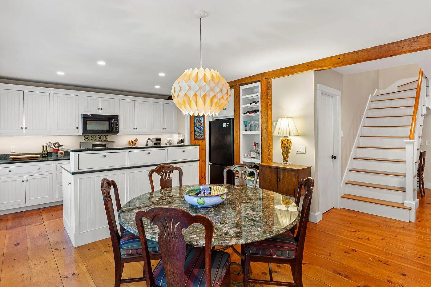 22 High Street, Camden, ME 04843-45