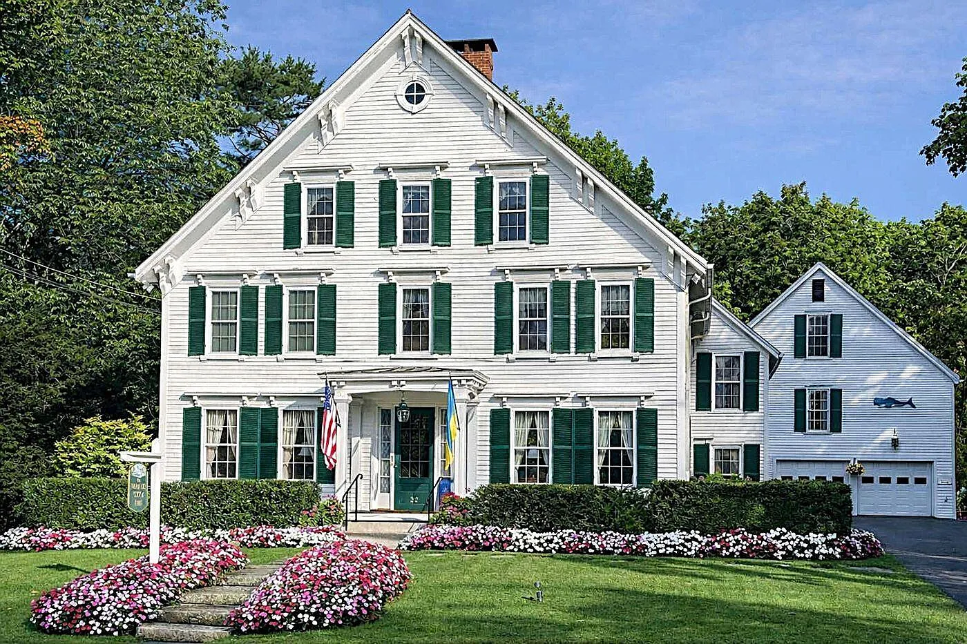 22 High Street, Camden, ME 04843-56