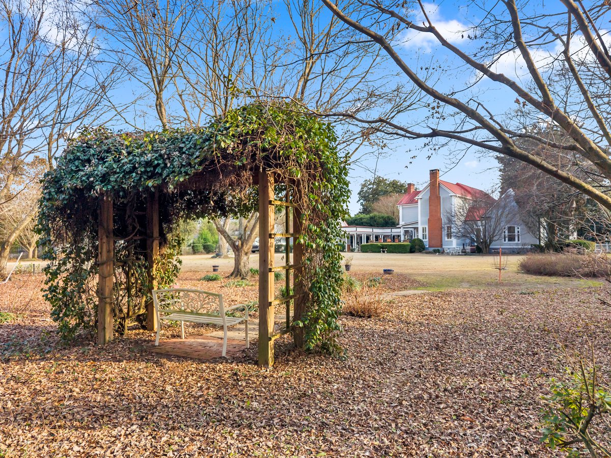 314 W Church St Fort Valley GA 31030 92