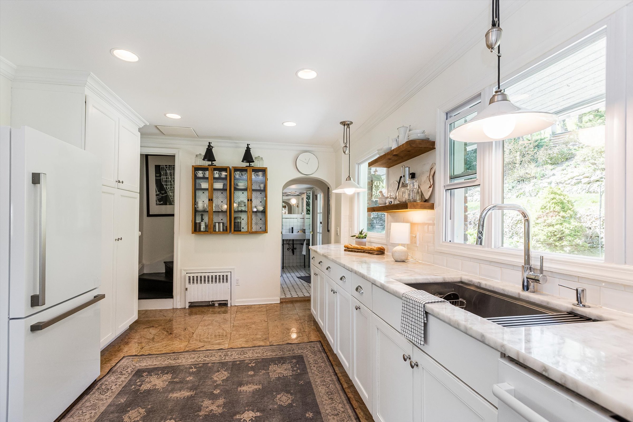 049-Kitchen
