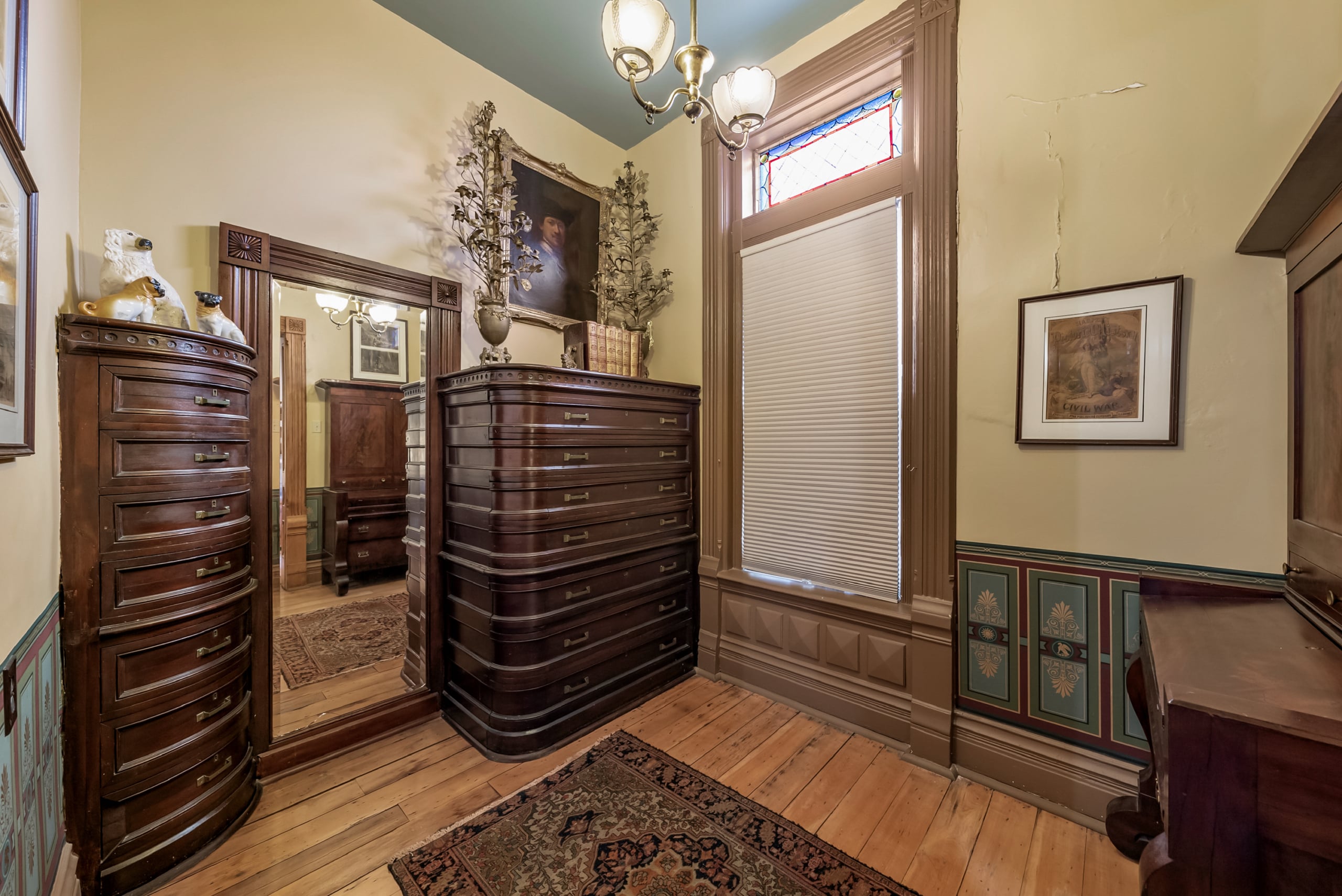 050-809 Hall St 2026-42