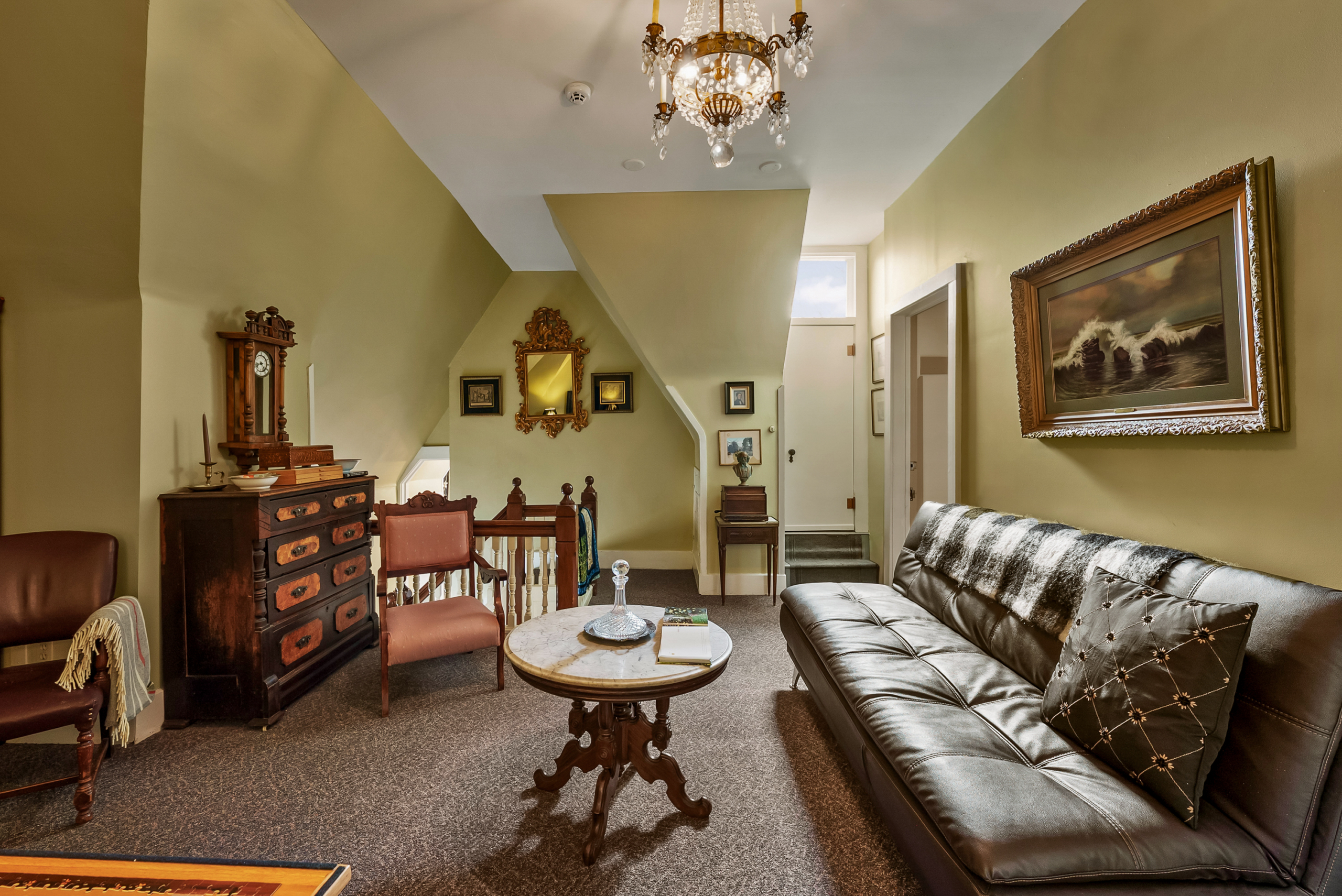 055-809 Hall St 2026-47