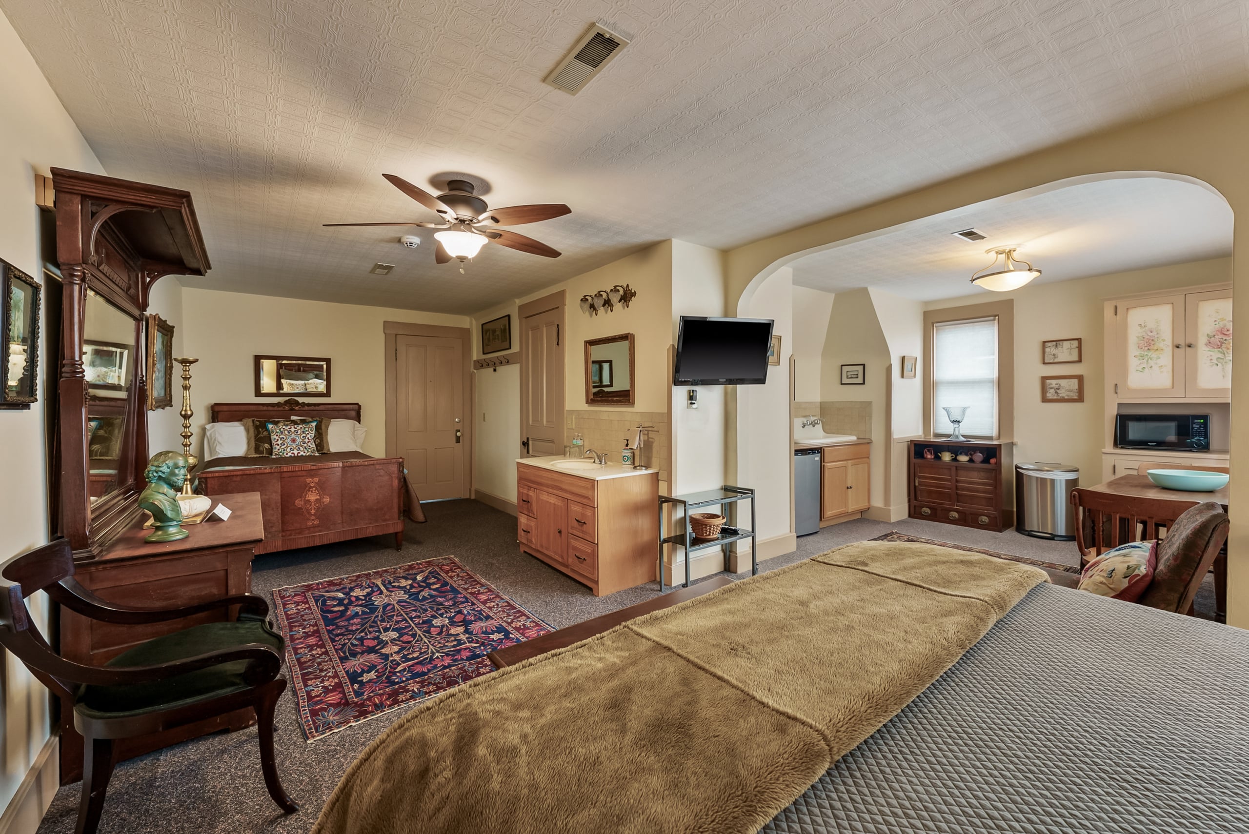 057-809 Hall St 2026-49