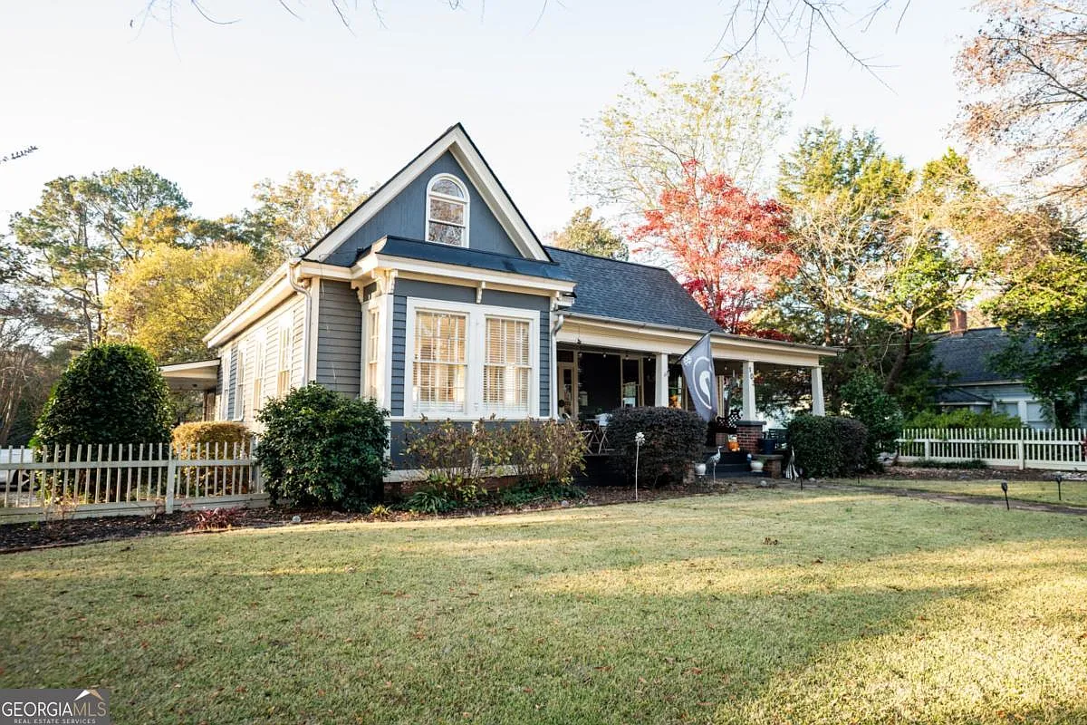 103 E Elm St, Greensboro, GA 30642-1