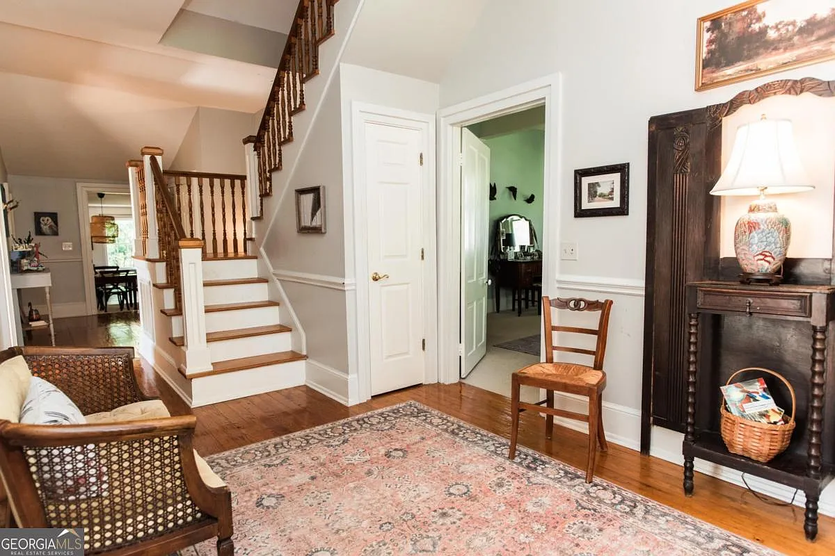 103 E Elm St, Greensboro, GA 30642-6