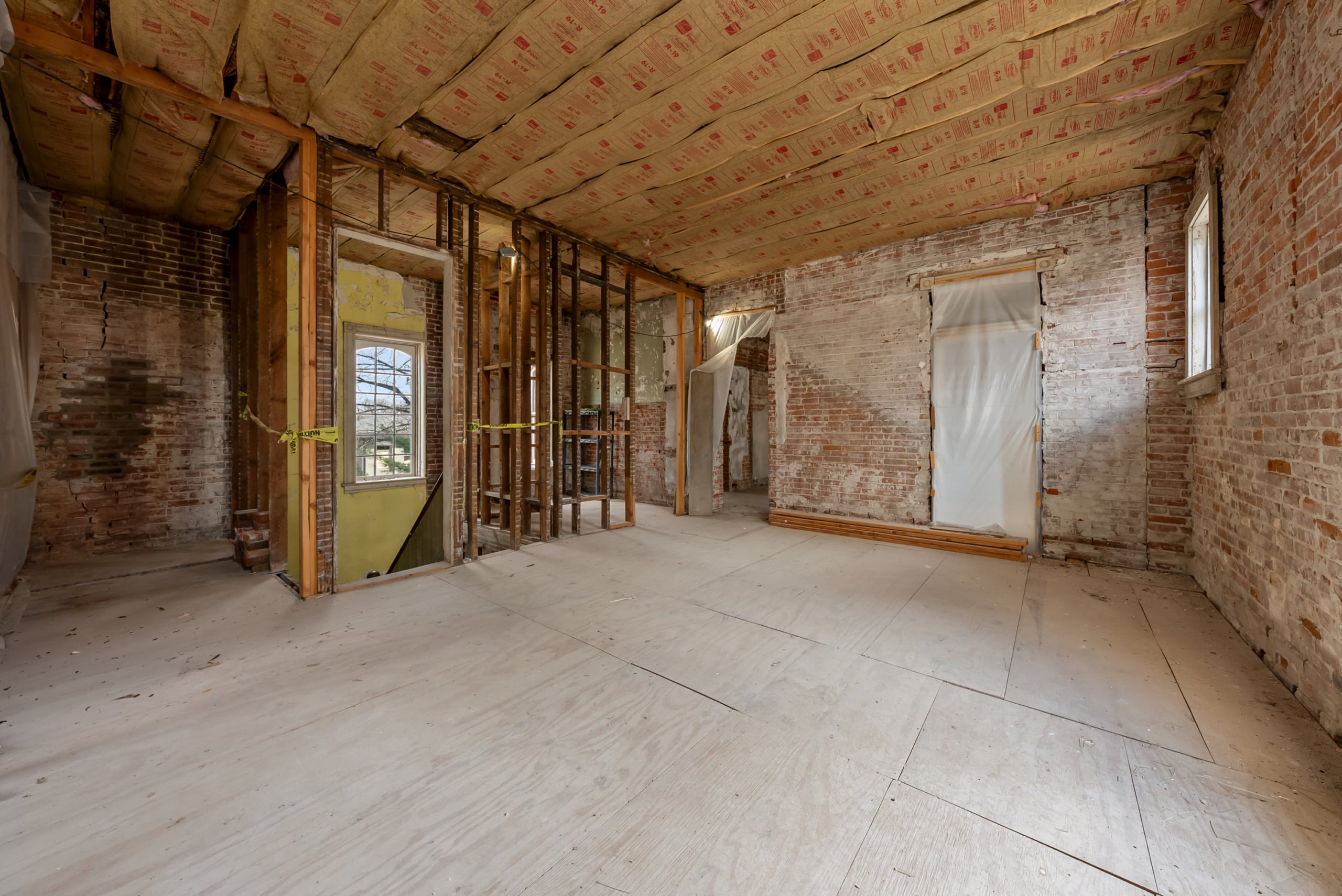 110-809 Hall St 2026-107