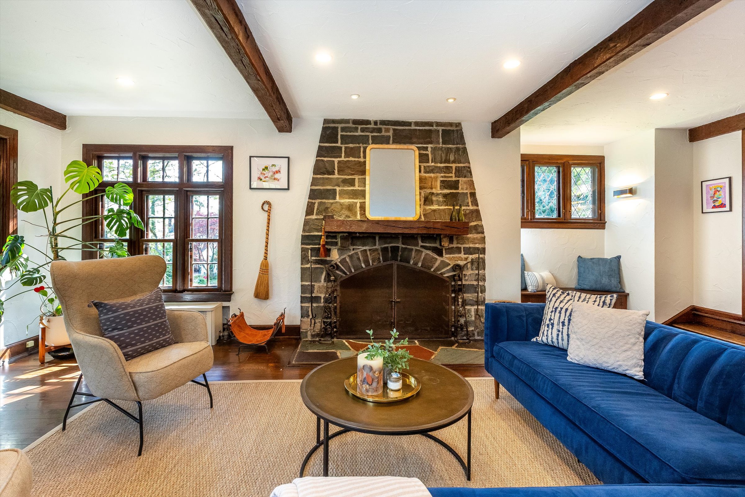 13-Living Room