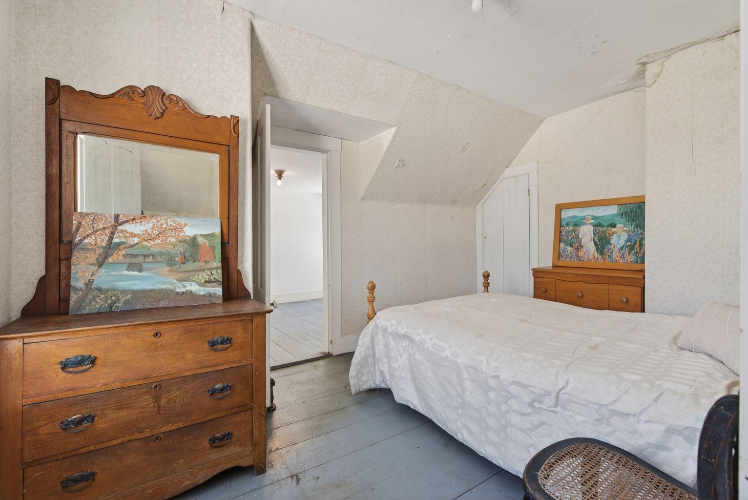 15 Roberts Ridge Road Waterboro, ME 04030-35