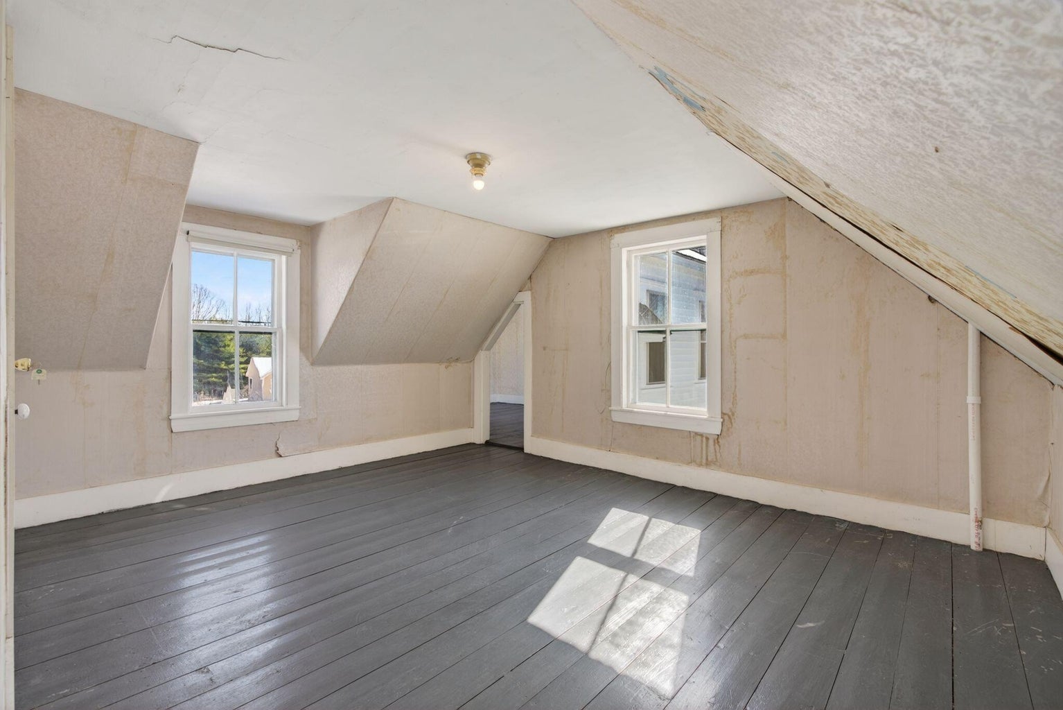15 Roberts Ridge Road Waterboro, ME 04030-41