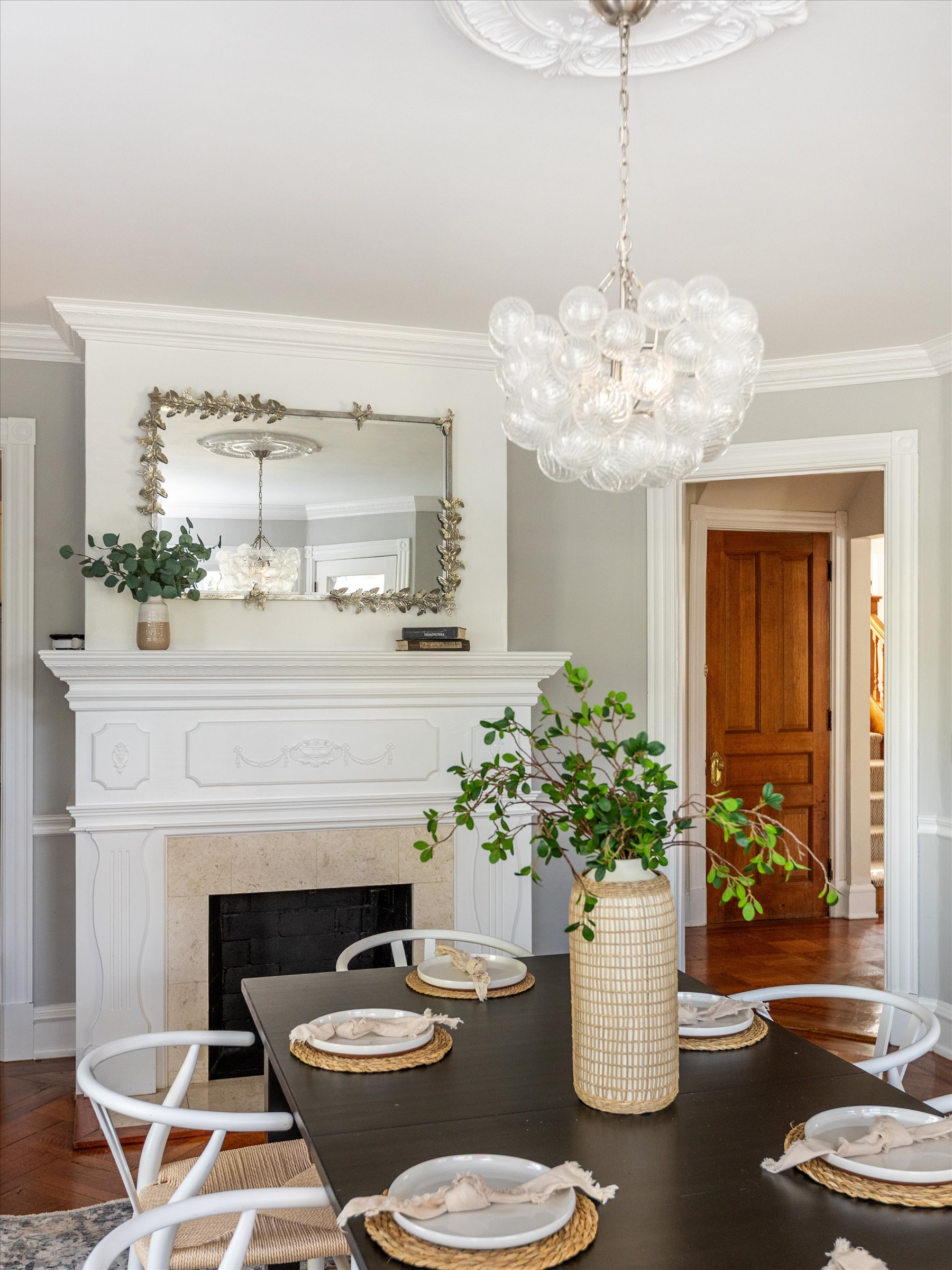 20-Dining Room