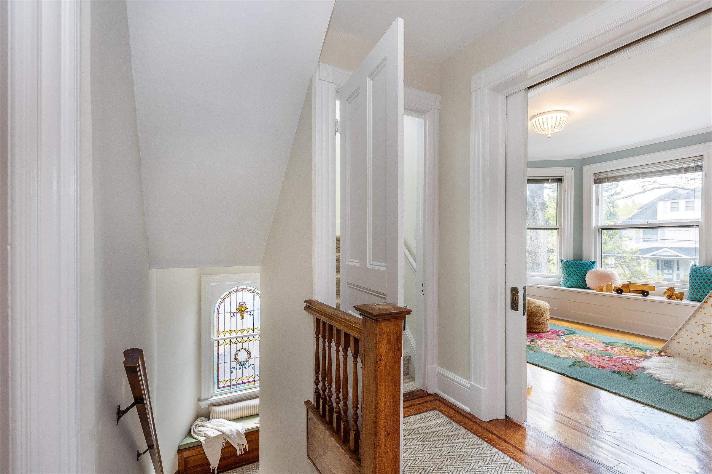 37-Second Floor Landing