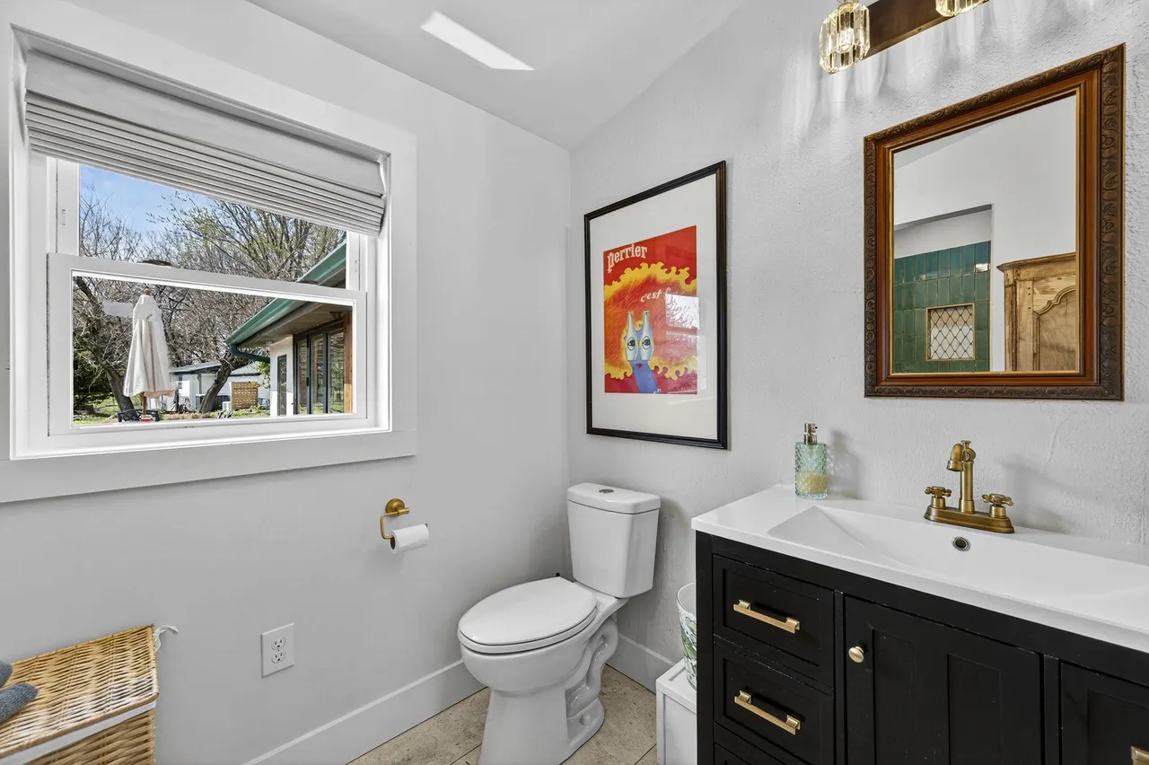 4094 Whiting Rd, Marshall, VA 20115-35