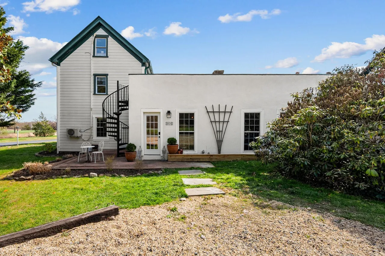 4094 Whiting Rd, Marshall, VA 20115-54