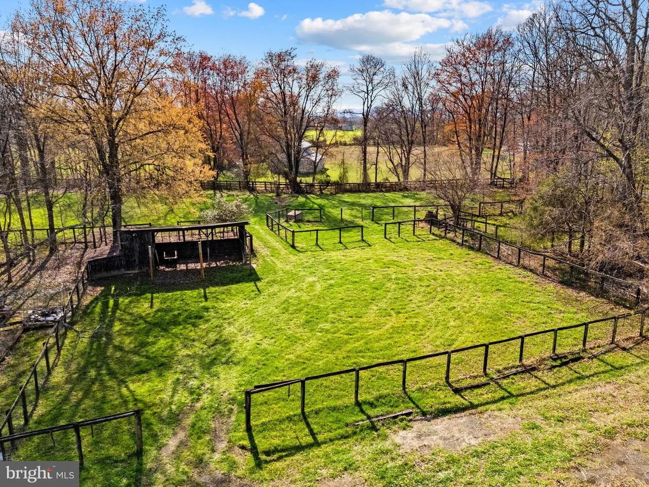 4094 Whiting Rd, Marshall, VA 20115-57
