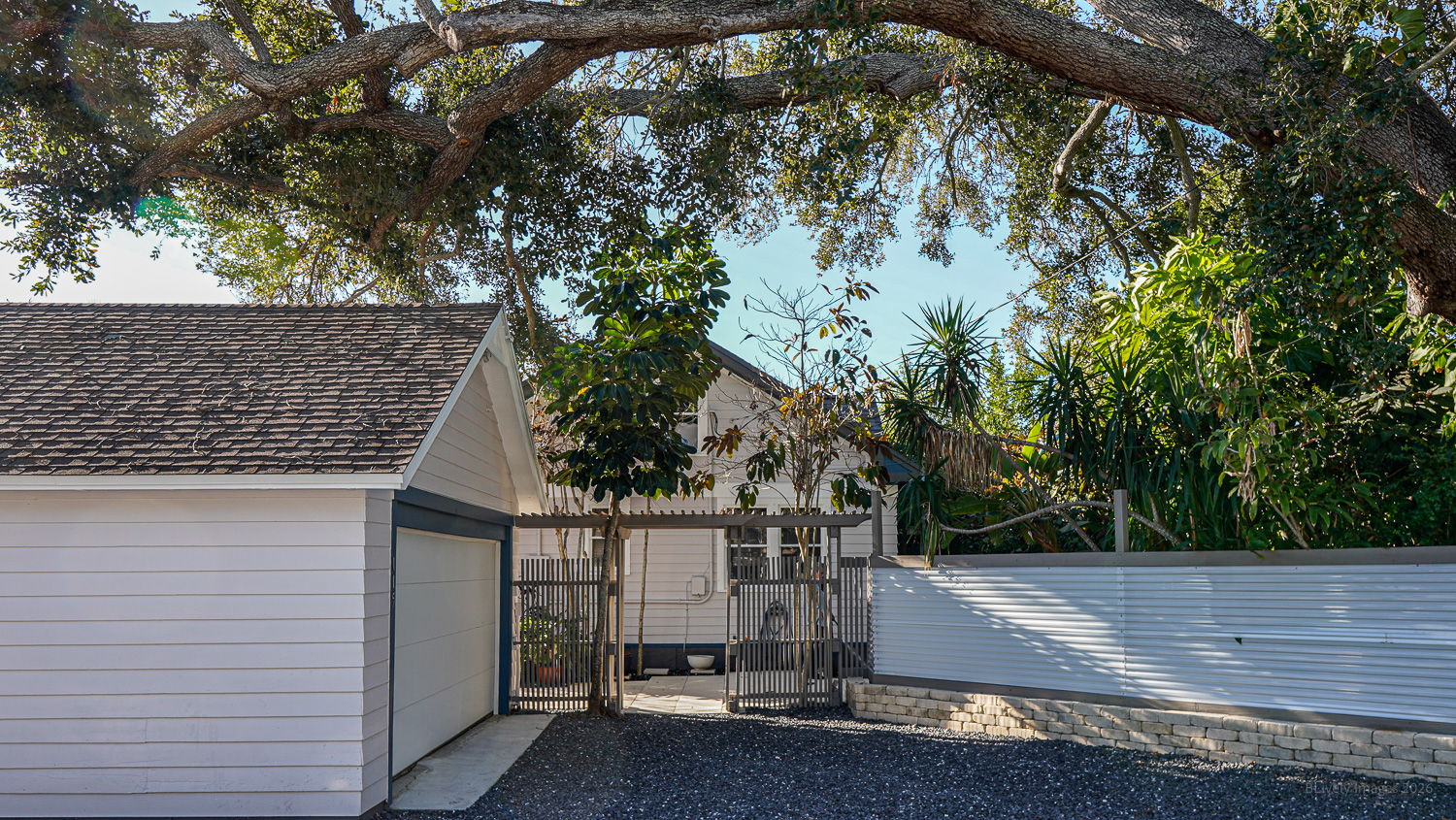 49-web-or-mls-21ST AVE OLDN#OUTSIDE-10