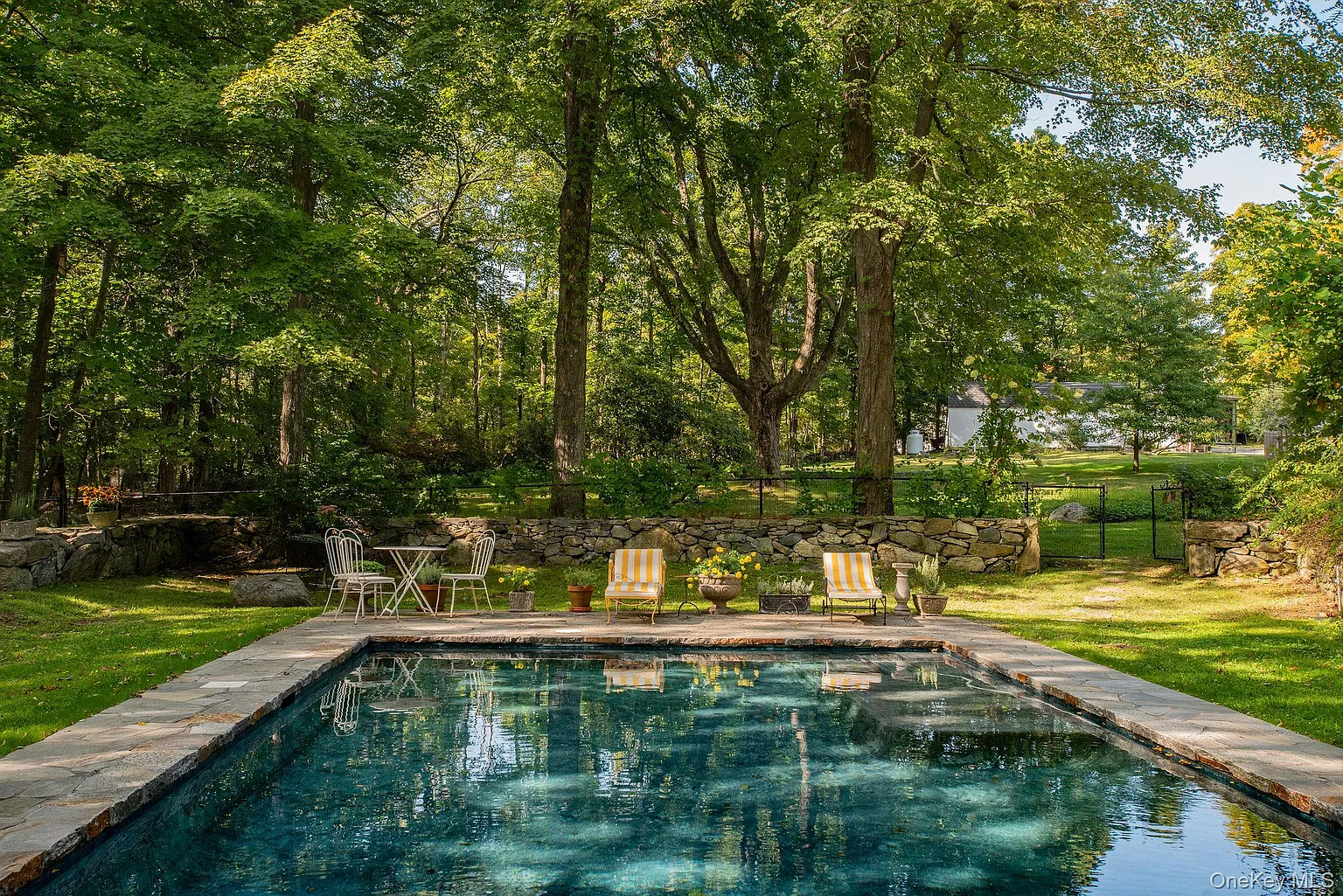 521 Barrett Hill Road, Mahopac, NY 10541-2