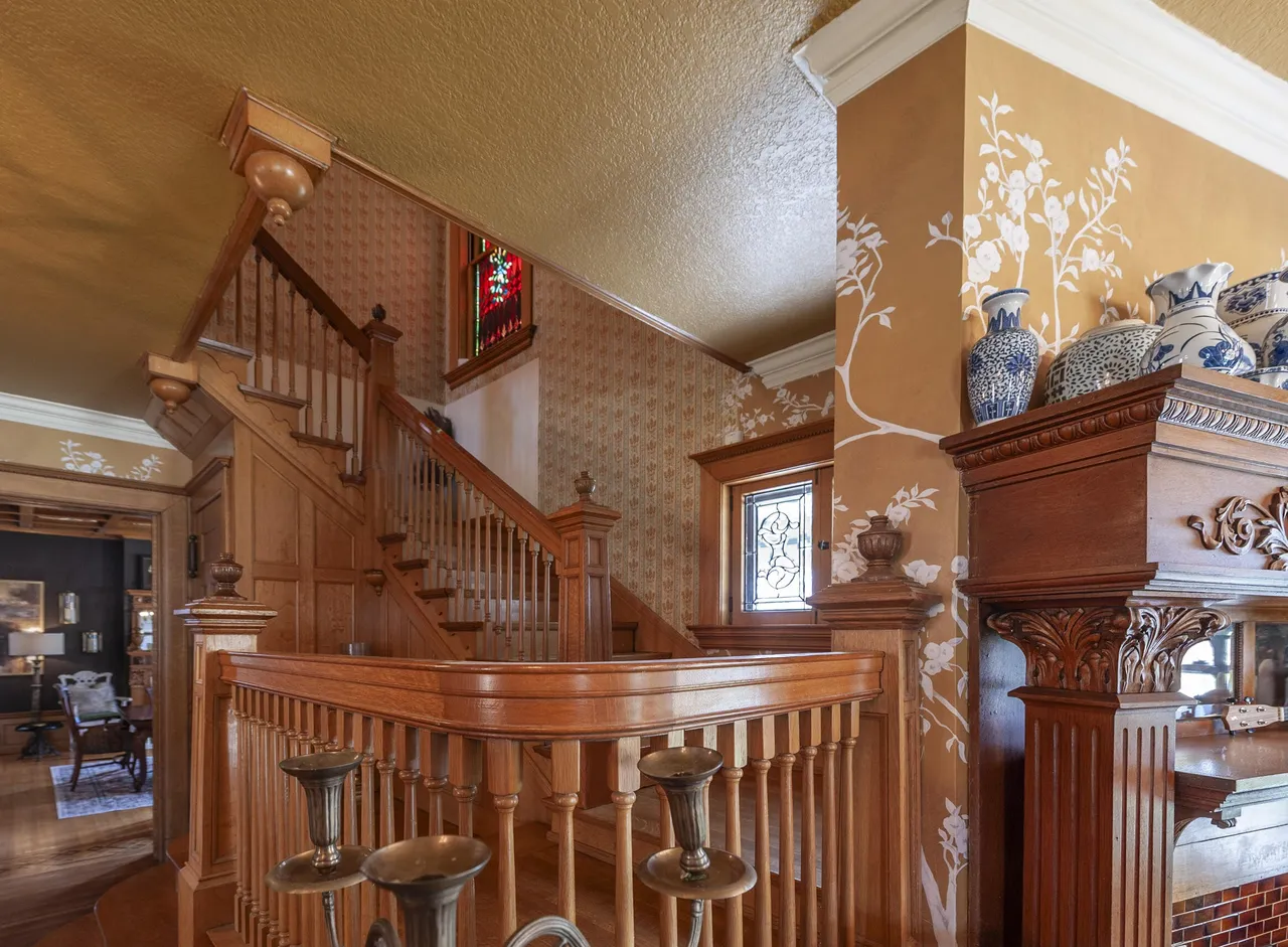 616 N Main St, Celina, OH 45822-9
