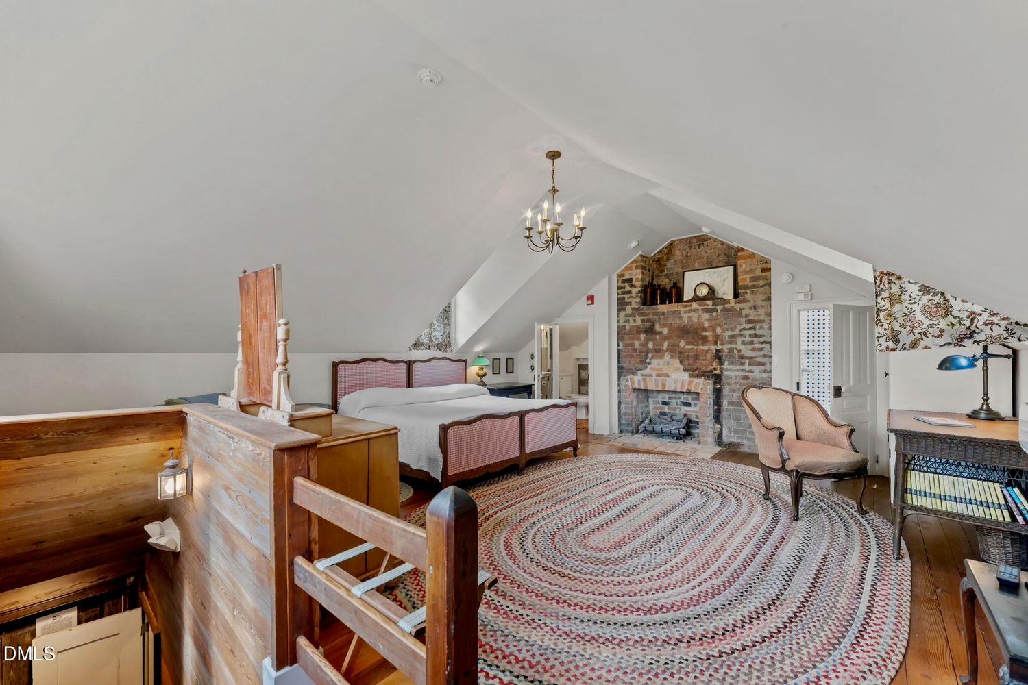 6720 Mebane Oaks Rd Mebane, NC 27302-38