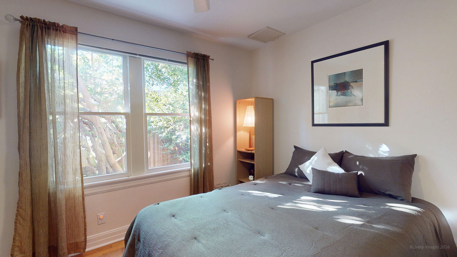 73-web-or-mls-21ST AVE BED AND BATH-35
