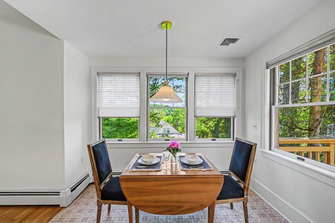 100 Old Woodland Way 22 Large