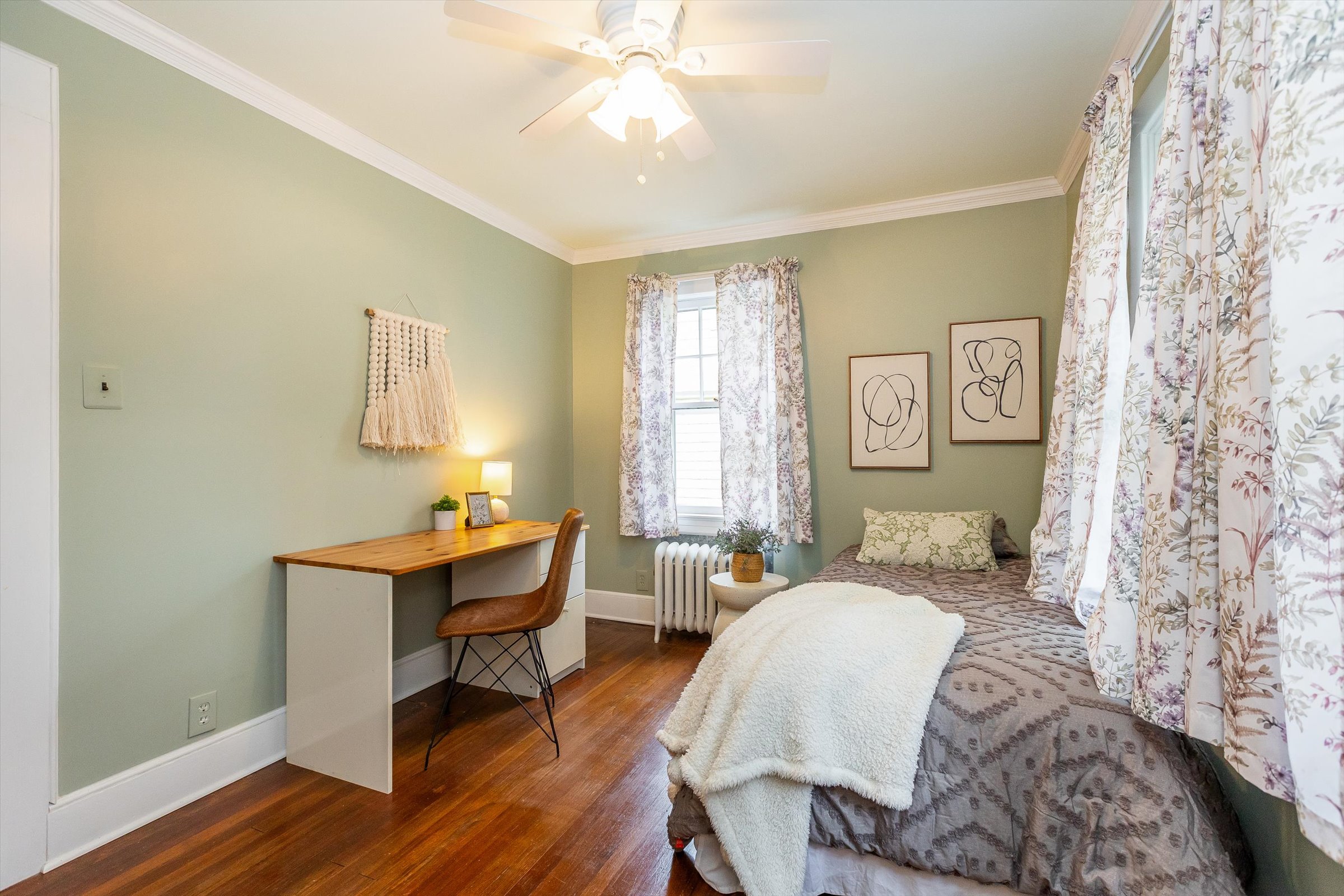 49-Bedroom