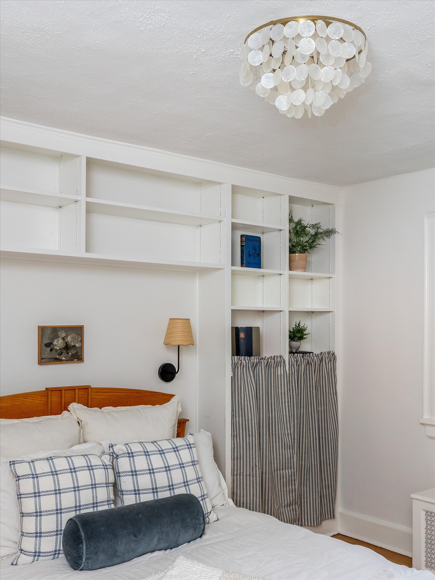 50-Bedroom