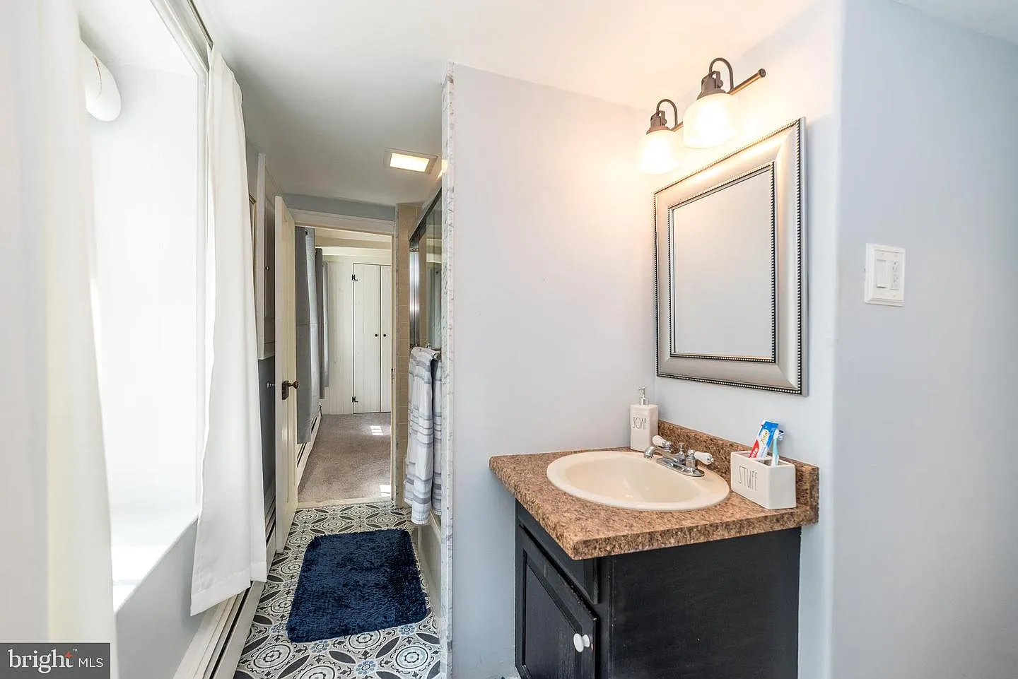 691 Mann Rd, Horsham, PA 19044-30