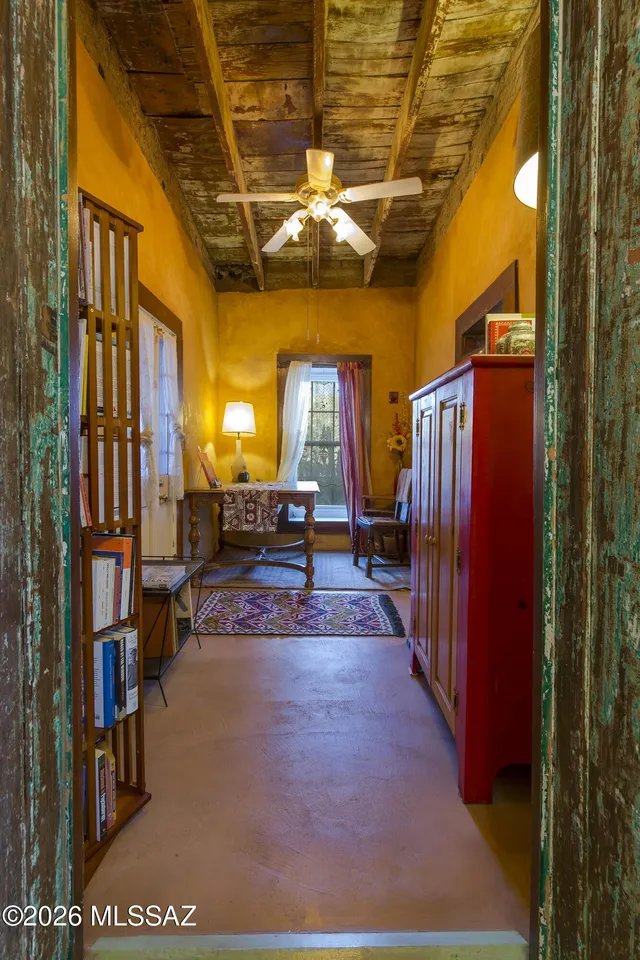 704 S Osborne Ave, Tucson, AZ 85701-23