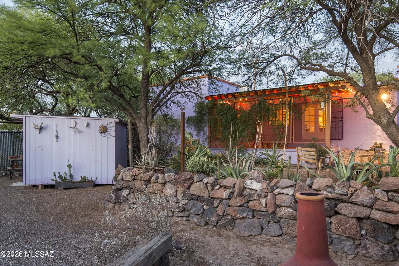 704 S Osborne Ave, Tucson, AZ 85701-39
