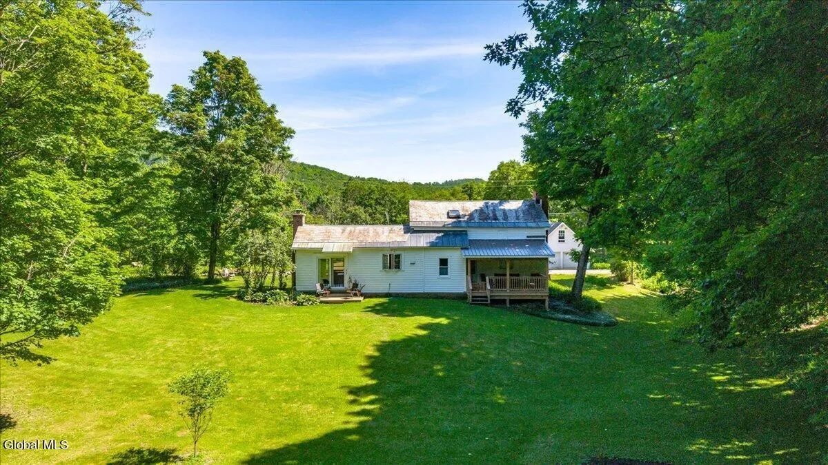 193-199 Brennan Rd Ext, Argyle, NY 12809-23