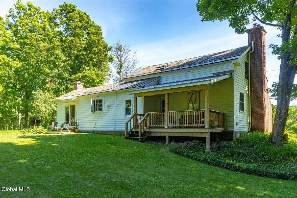 193-199 Brennan Rd Ext, Argyle, NY 12809-24