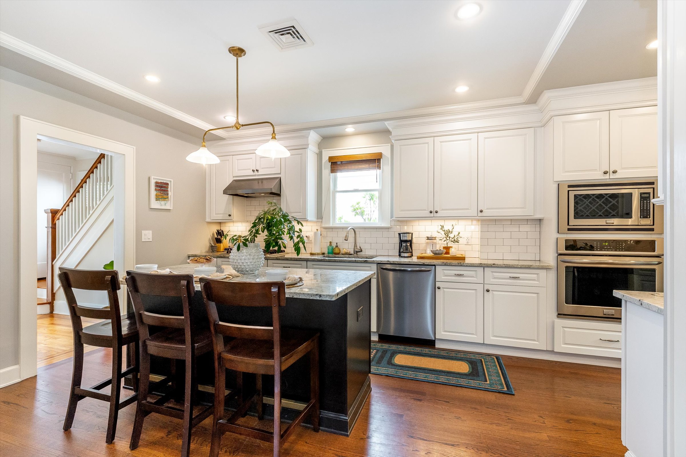 28-Kitchen