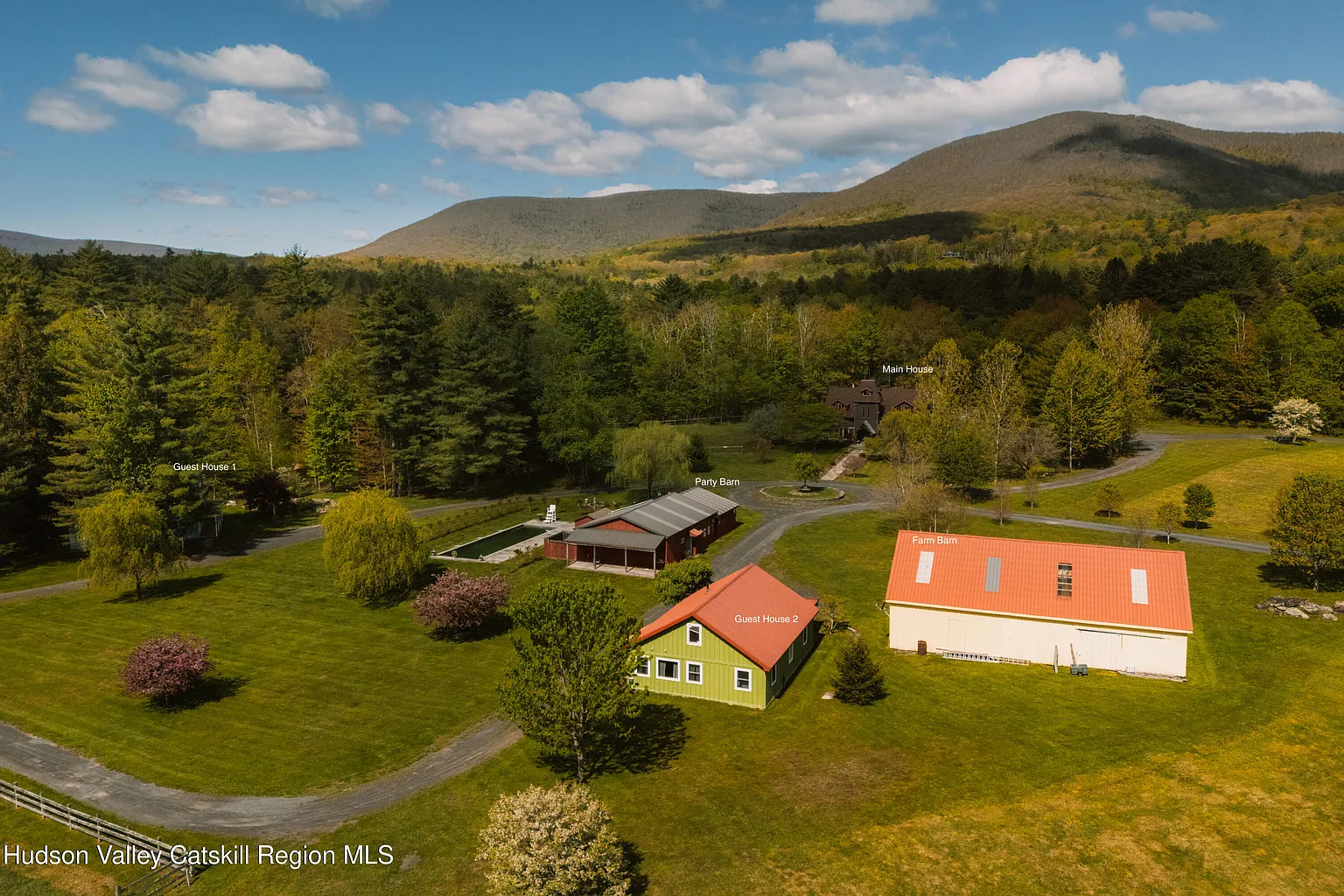 35 Van Wagner Road, Willow, NY 12495-2