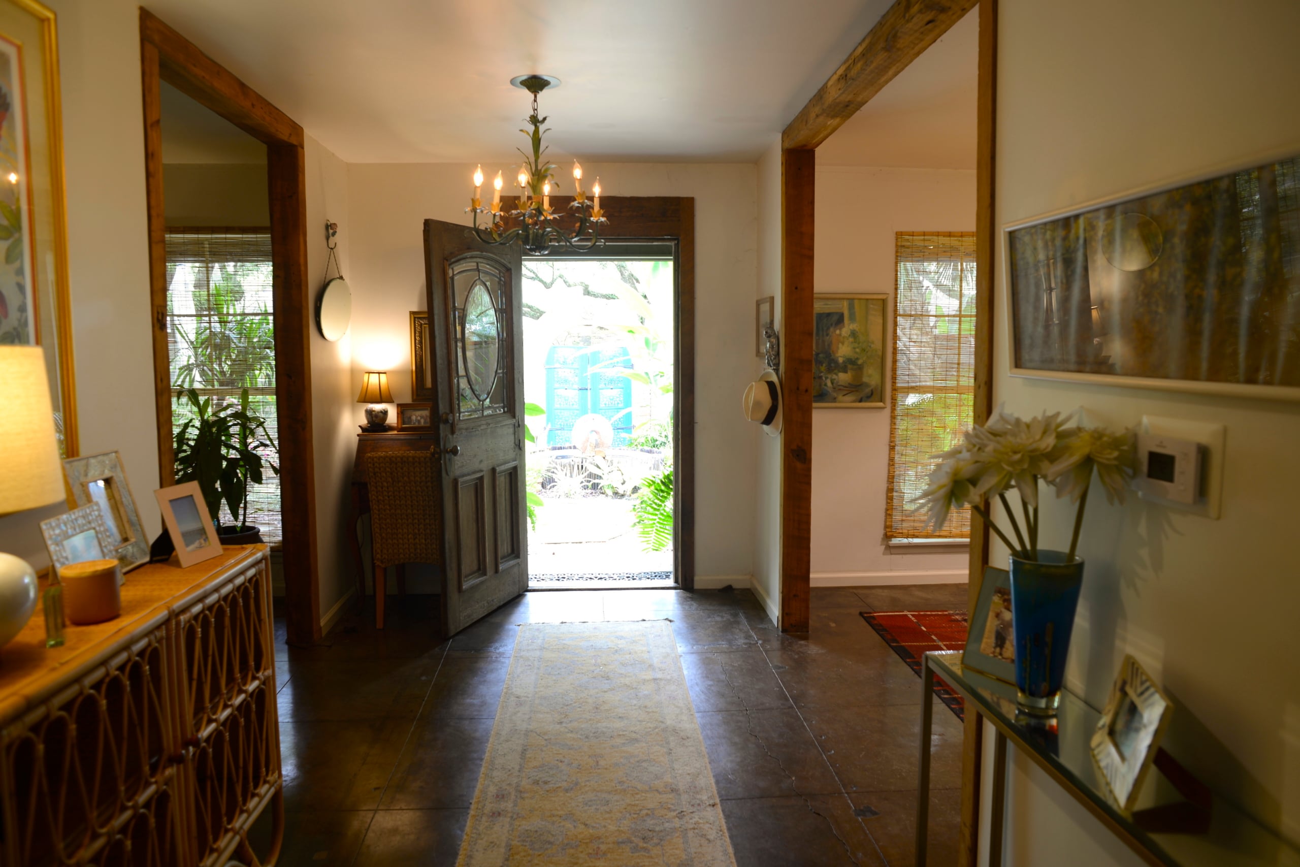 Entry interior