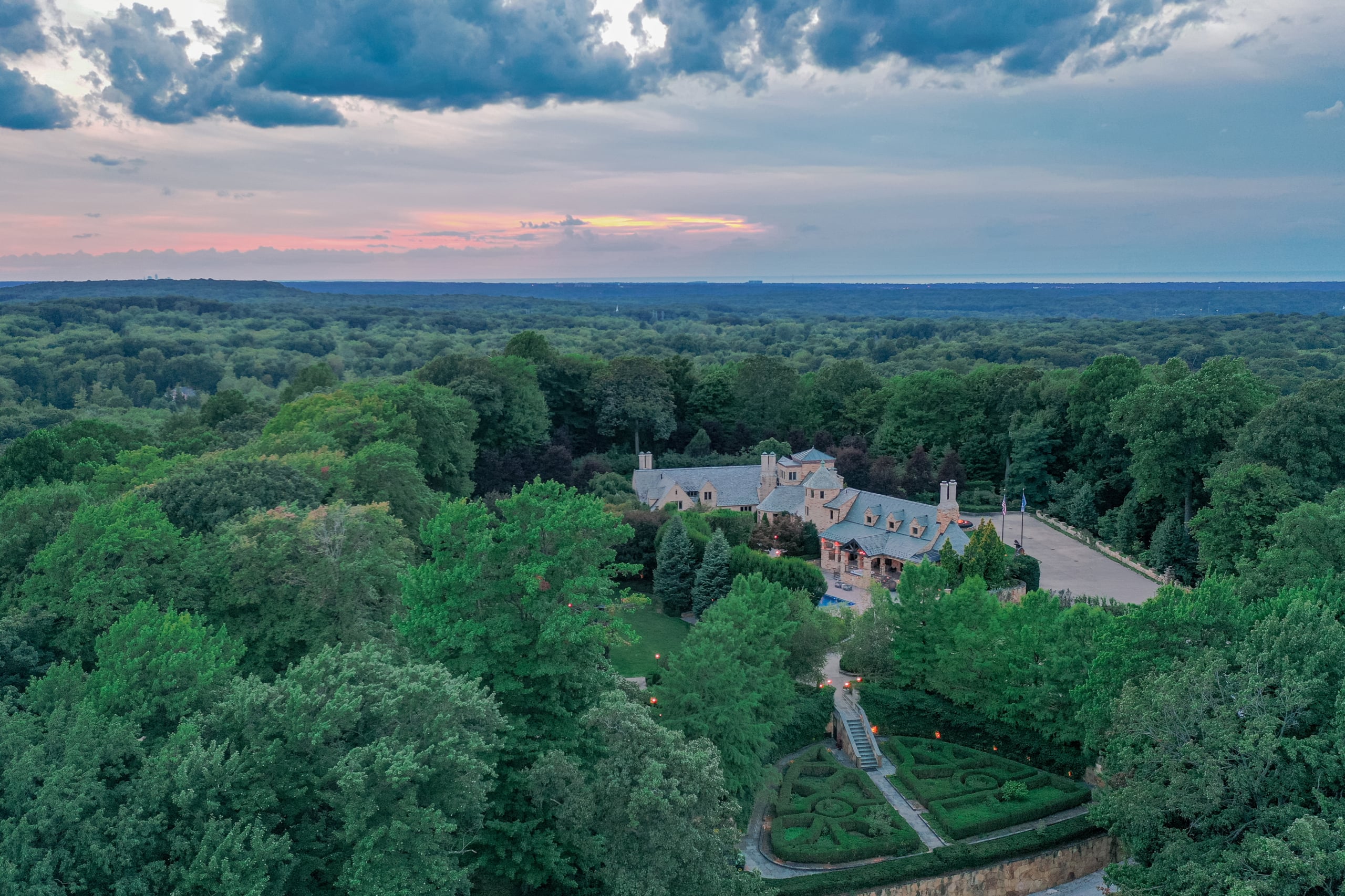 Playmore-Eagle-Road-Twilight-Aerial-4