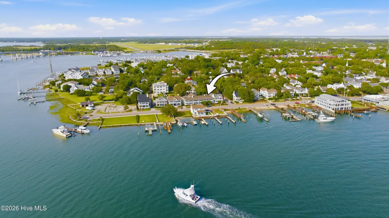 125 Front St, Beaufort, NC 28516-6