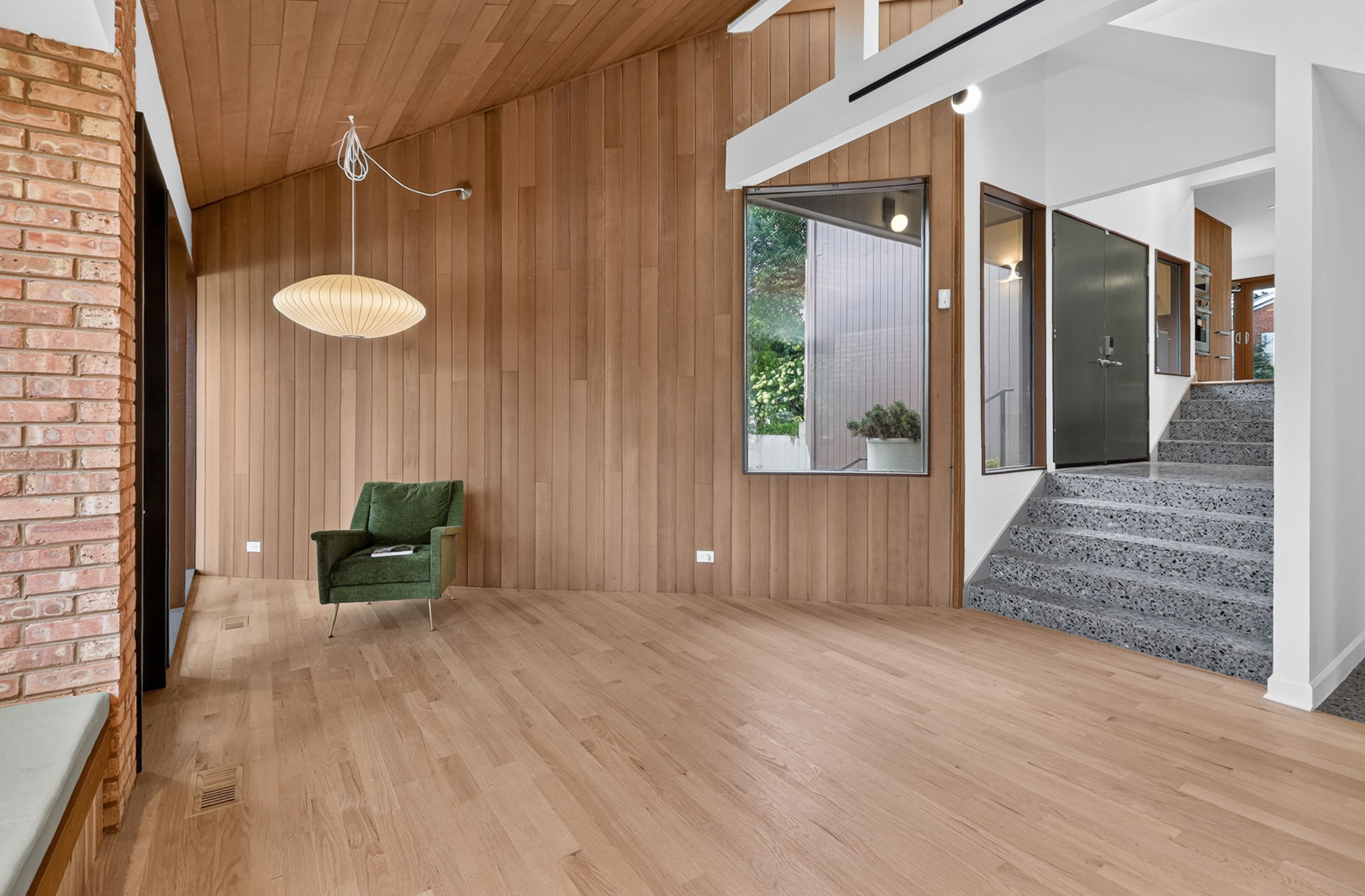 15-web-or-mls-42 Royal Vale-19