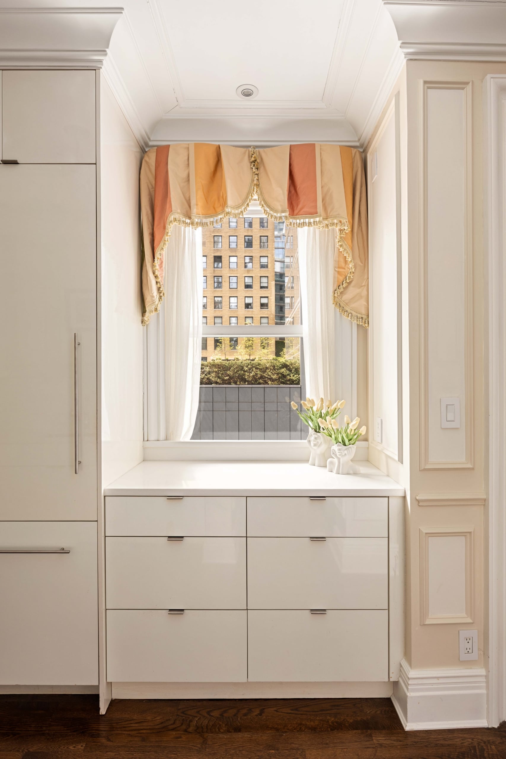 205_West_57th_St_10DC_07