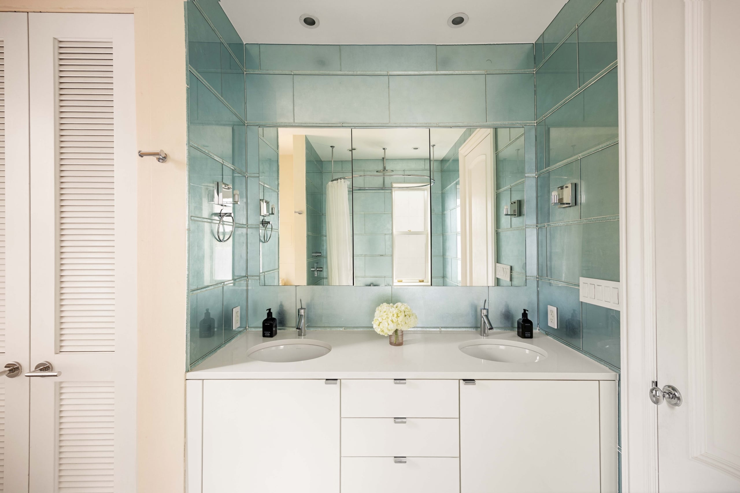 205_West_57th_St_10DC_11
