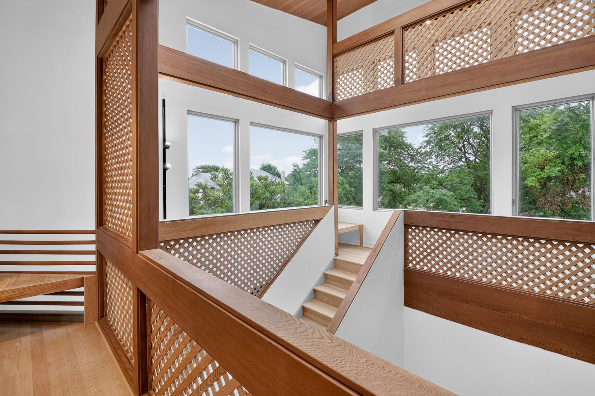 28-web-or-mls-42 Royal Vale-12