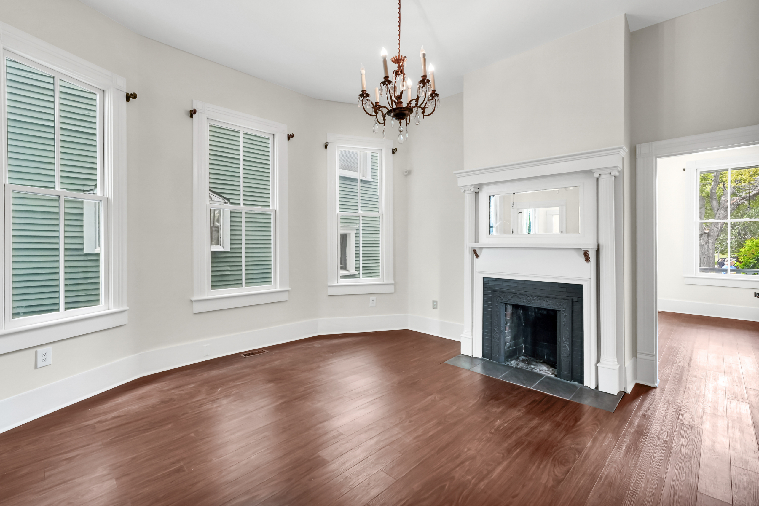 314North5thAvenue_17