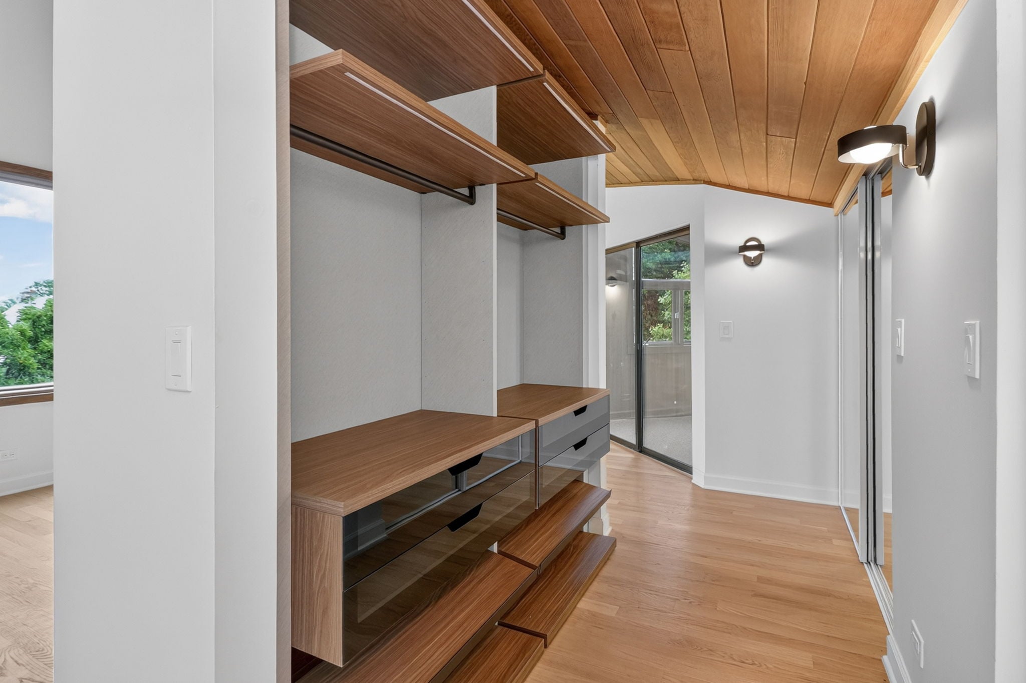 34-web-or-mls-42 Royal Vale-3