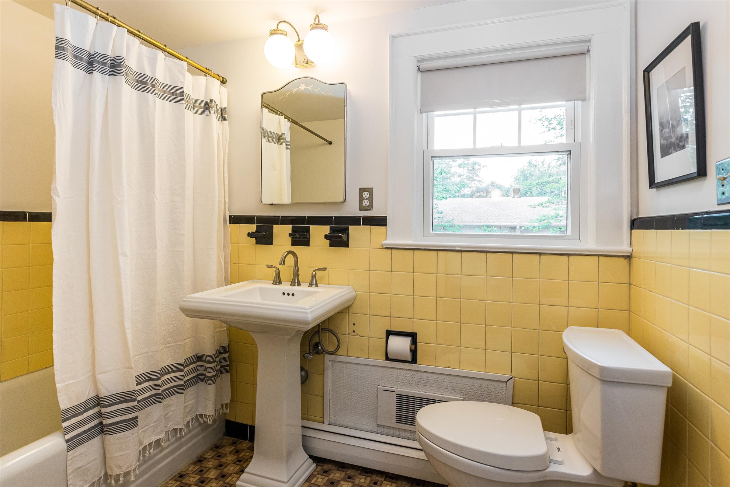 47-Bathroom