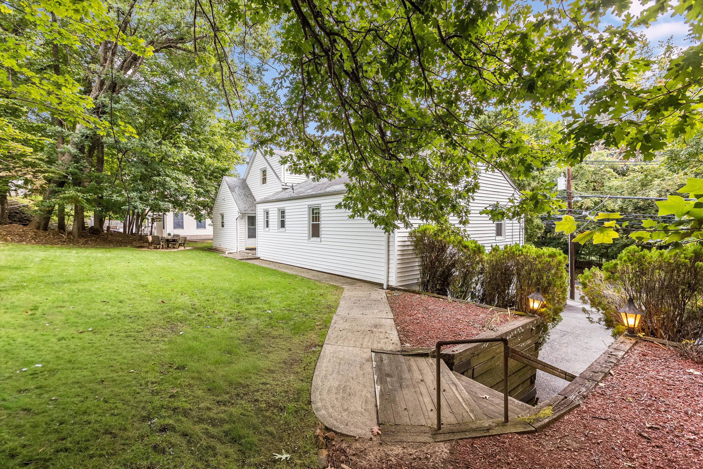 54-Backyard