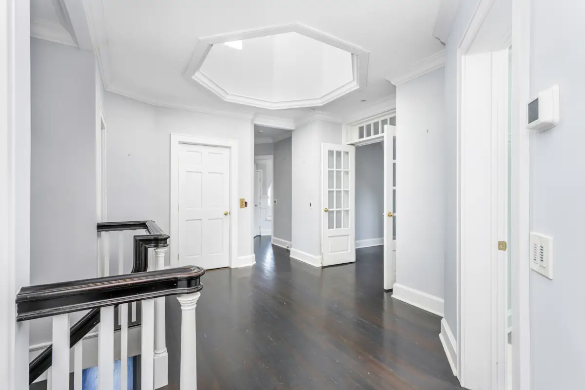 21 Point Road Norwalk, CT 06854-25