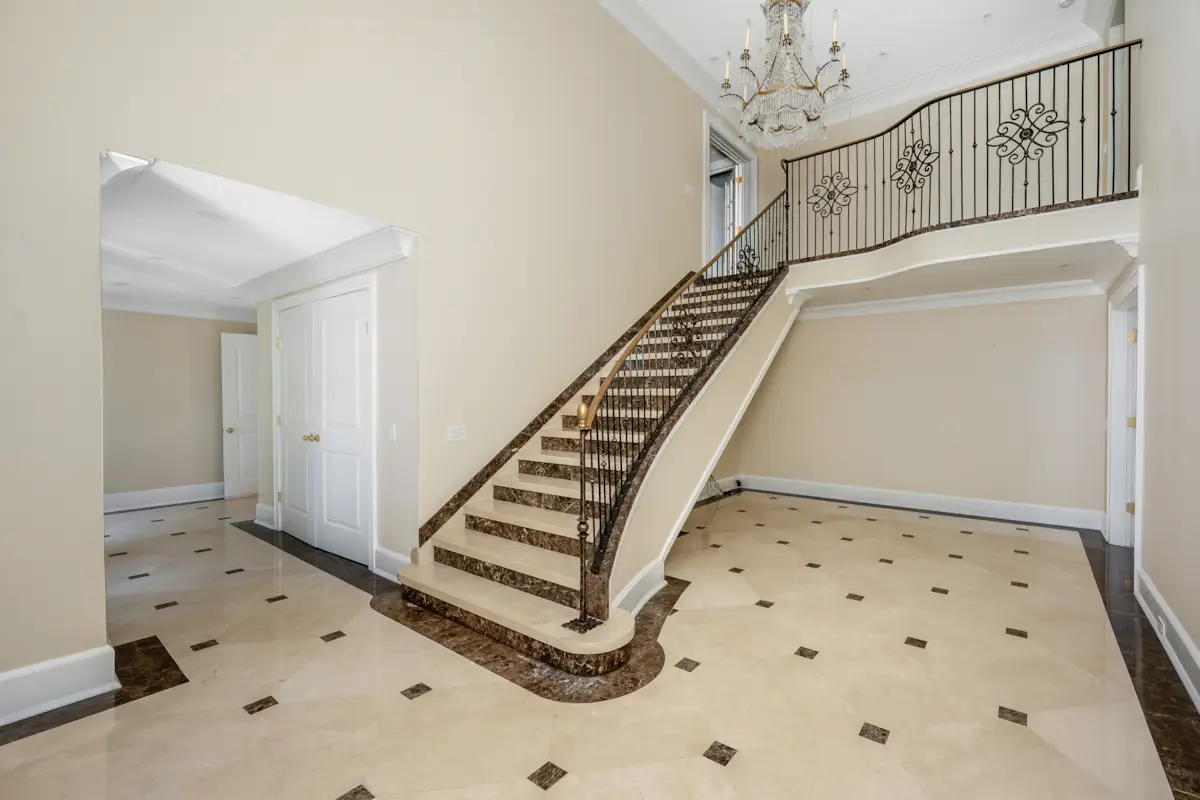 21 Point Road Norwalk, CT 06854-5