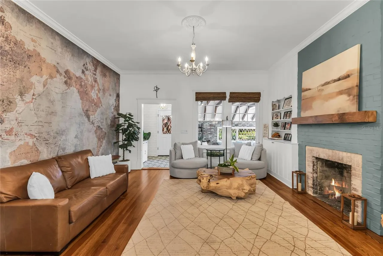 234 N Lakeview Ave, Winter Garden, FL 34787-16