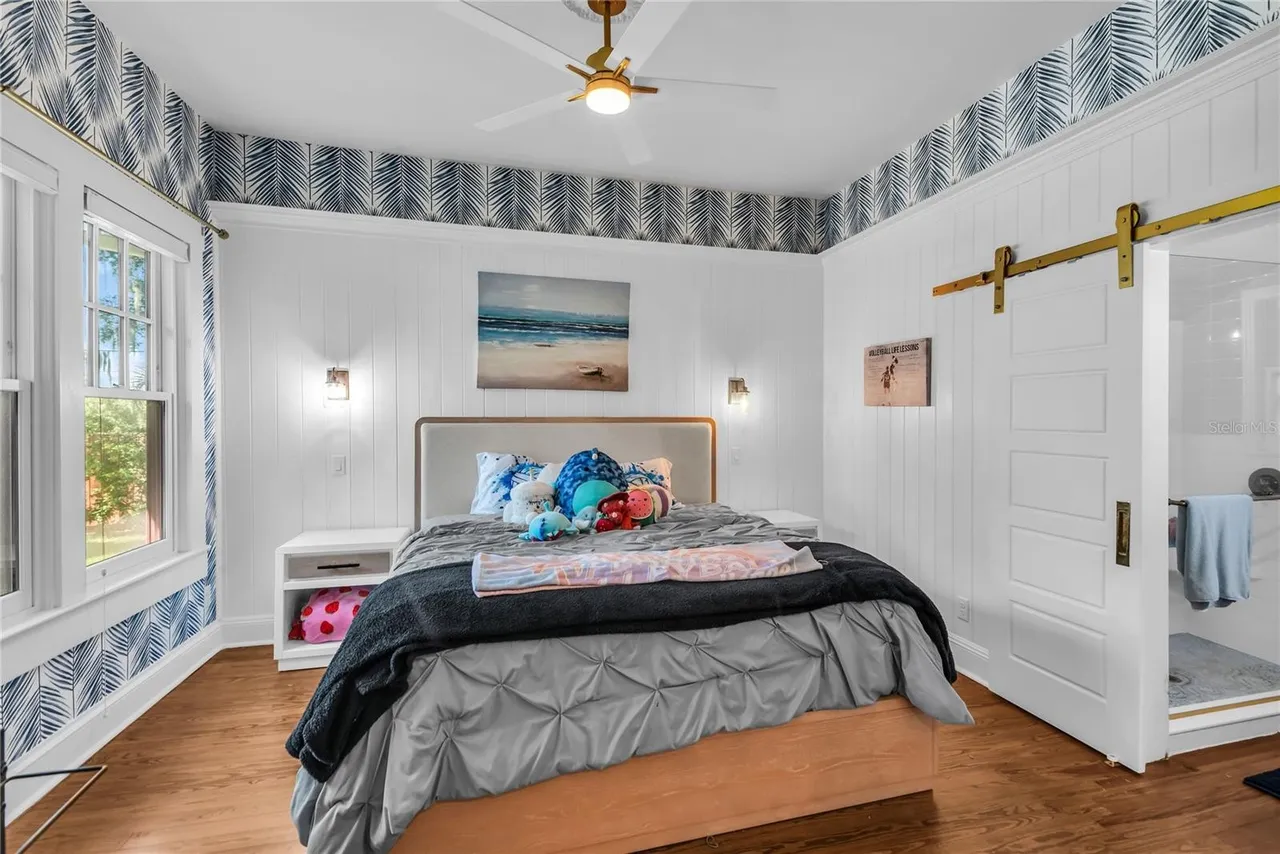 234 N Lakeview Ave, Winter Garden, FL 34787-26