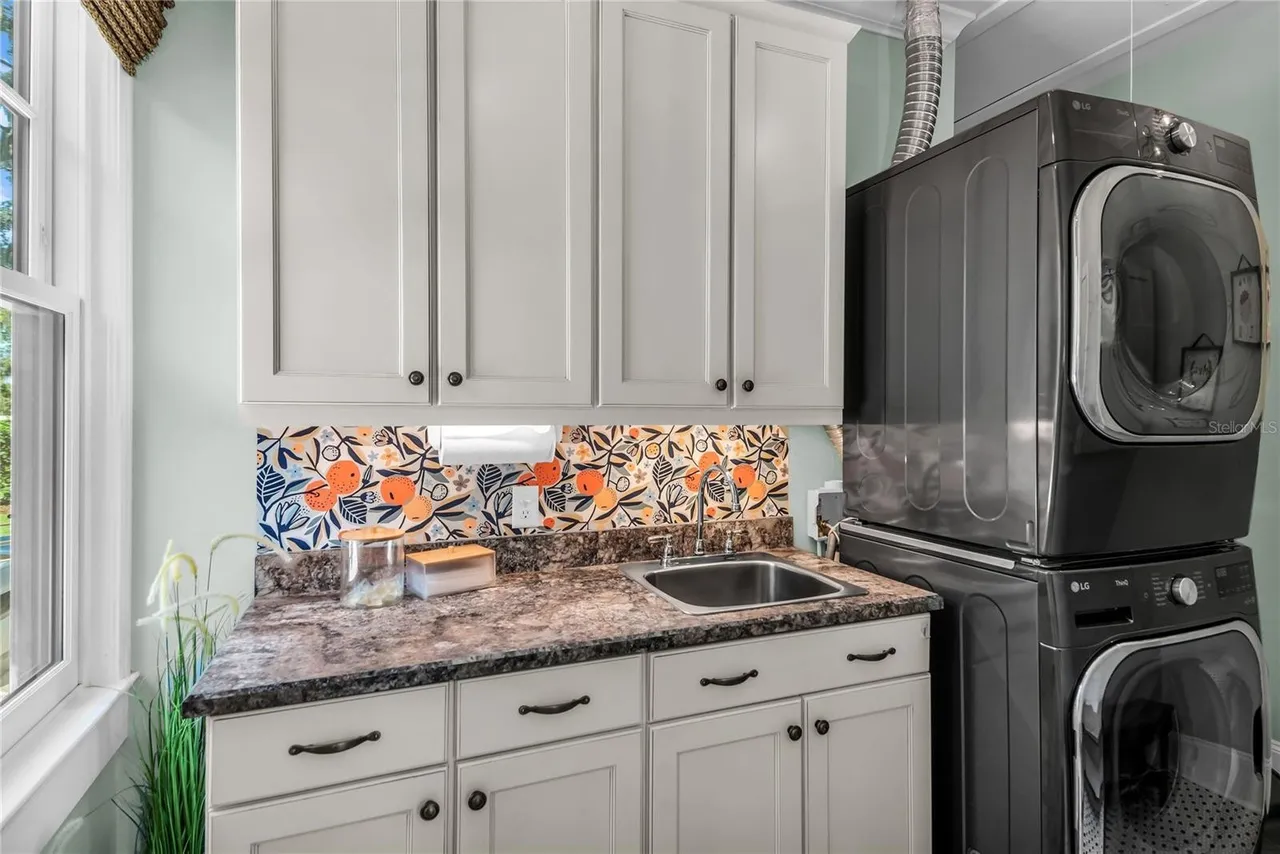 234 N Lakeview Ave, Winter Garden, FL 34787-31